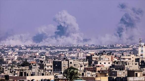 إعلام عبري: خيبة أمل إسرائيلية من إلغاء هجوم على بيروت ودعوات لتوسيع القصف نحو الضاحية