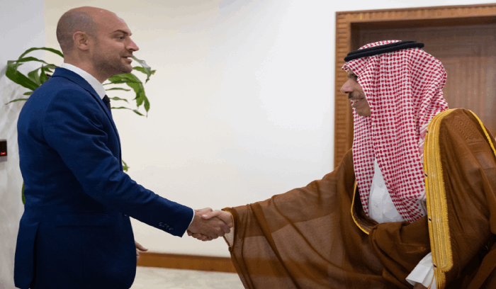 وزير الخارجية السعودي استقبل نظيره الفرنسي... وبحث في التطورات على الساحة اللبنانية