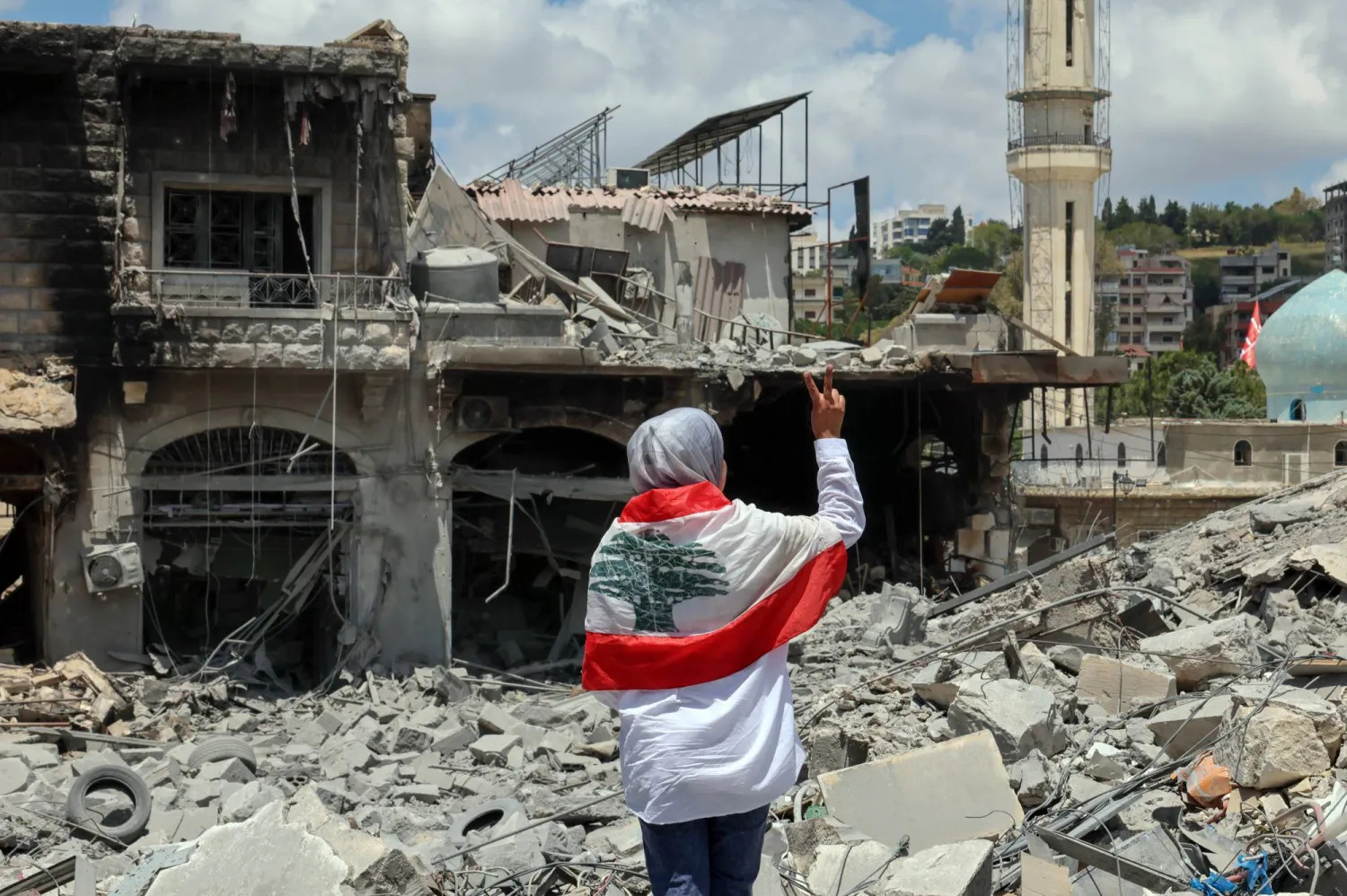 إيران تسابق المفاوض اللبناني لإنجاز انسحاب إسرائيلي من الجنوب<br />
مصادر لـ«الشرق الأوسط»: طهران أبلغت «حزب الله» بأنه لا اتفاق نووياً دون تحقيقه كاملاً