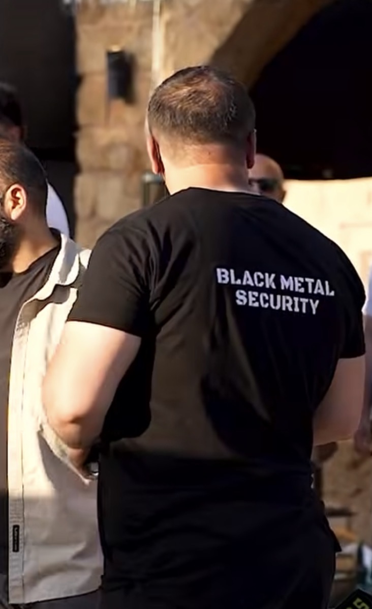 اعتداء على سيدة وزوجها داخل مجمع “بترونيات”… والحادثة برسم الأجهزة الأمنية
