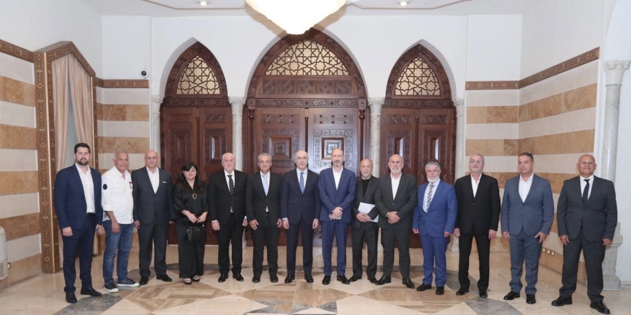 الحجار: الوزارة تقف إلى جانب البلديات