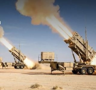 الدفاع القطرية: قواتنا تتصدى لهجمات بالصواريخ الباليستية تستهدف قطر