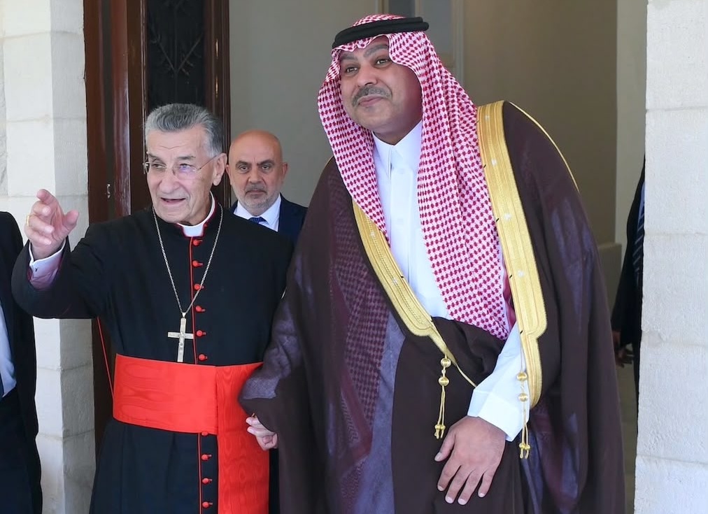 البطريرك الراعي عرض مع السفير السعودي للاوضاع