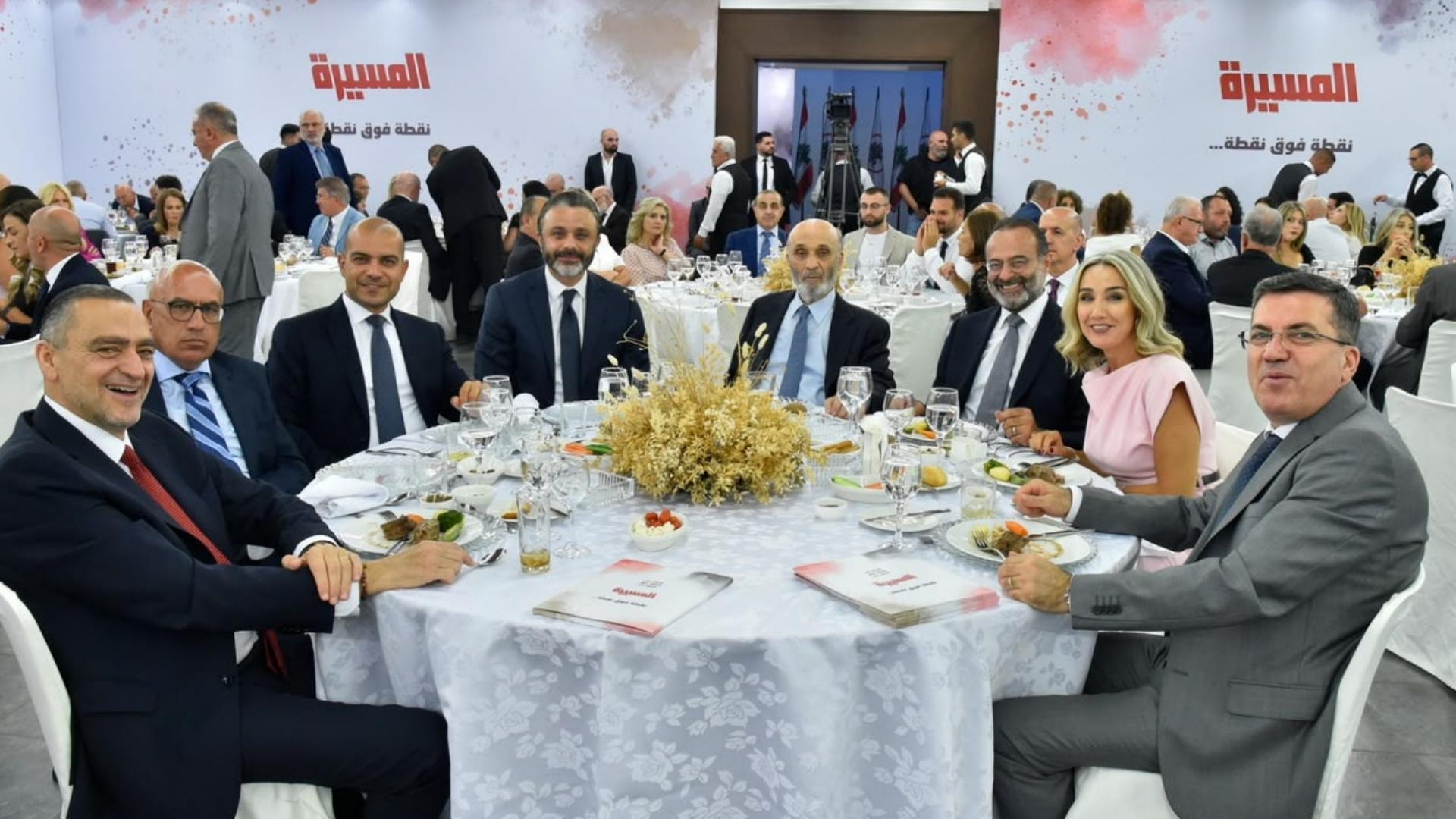 جعجع: البلاد أصبحت تسير في الاتجاه الصحيح... ورسالة إلى 