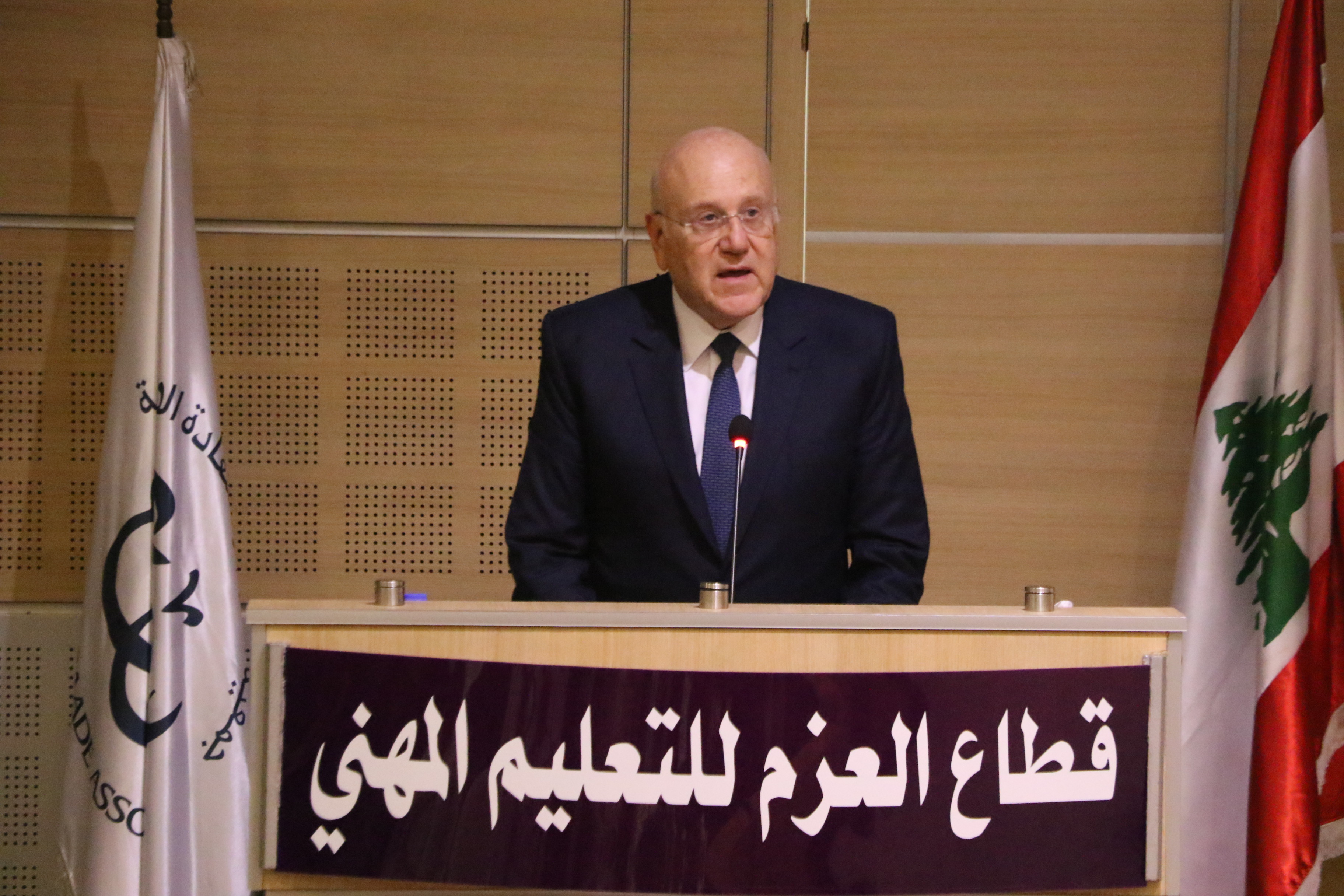 ميقاتي: الانسحاب الإسرائيلي وإعادة إعمار الجنوب أولوية وطنية والعفو العام ضرورة لإنهاء معاناة السجناء
