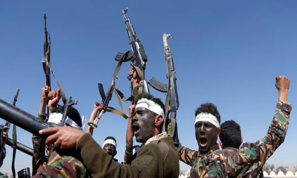 الحوثيون يعلنون حظر الملاحة البحرية على السعودية