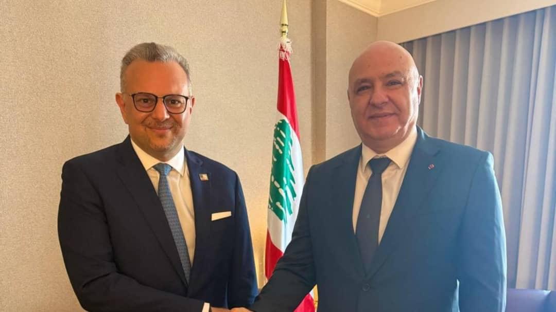 الرئيس عون يلتقي مستشار الرئيس الأميركي لشؤون الشرق الأوسط في واشنطن