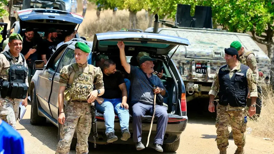 تنصُّل أميركي من مراقبة المناطق التجريبيَّة. . وعون يحذِّر من تمادي خرق «إتفاق الإطار»