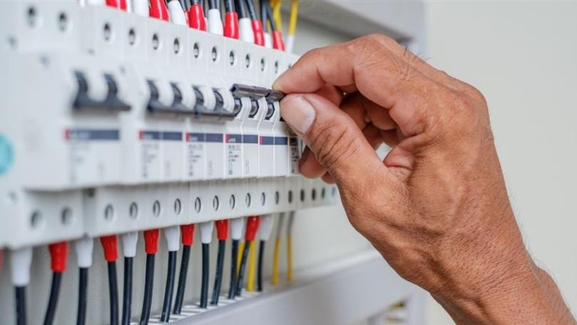 استدعاء أصحاب مولدات خالفوا التسعيرة