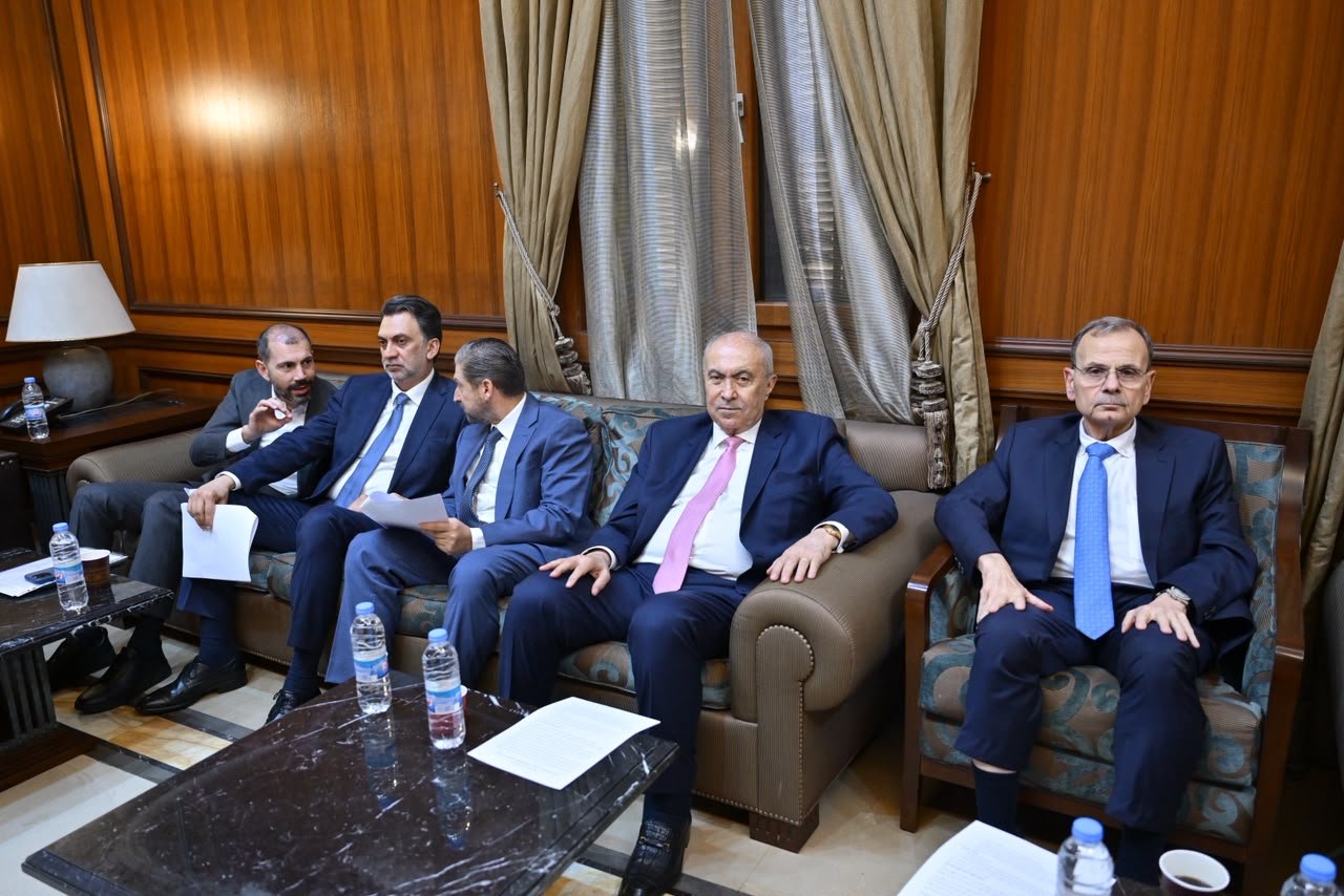 مخزومي: نواصل البحث في صيغة توافقية لقانون العفو العام تمهيداً لإقراره