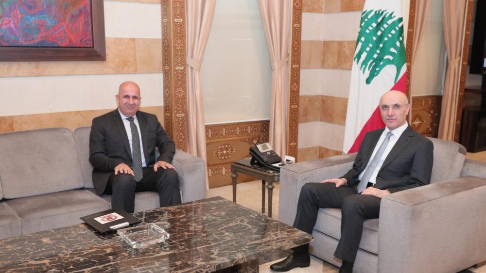 الحجار يبحث وخريش في تعزيز جهوزية الدفاع المدني