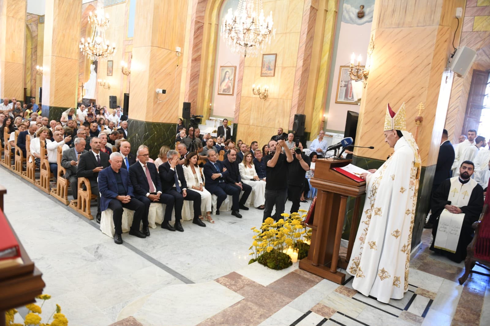 الراعي من إهدن في ذكرى مولد الطوباوي الدويهي: السلام قرار وطني وخلاص لبنان يبدأ من الدولة والعدالة وخدمة الخير العام