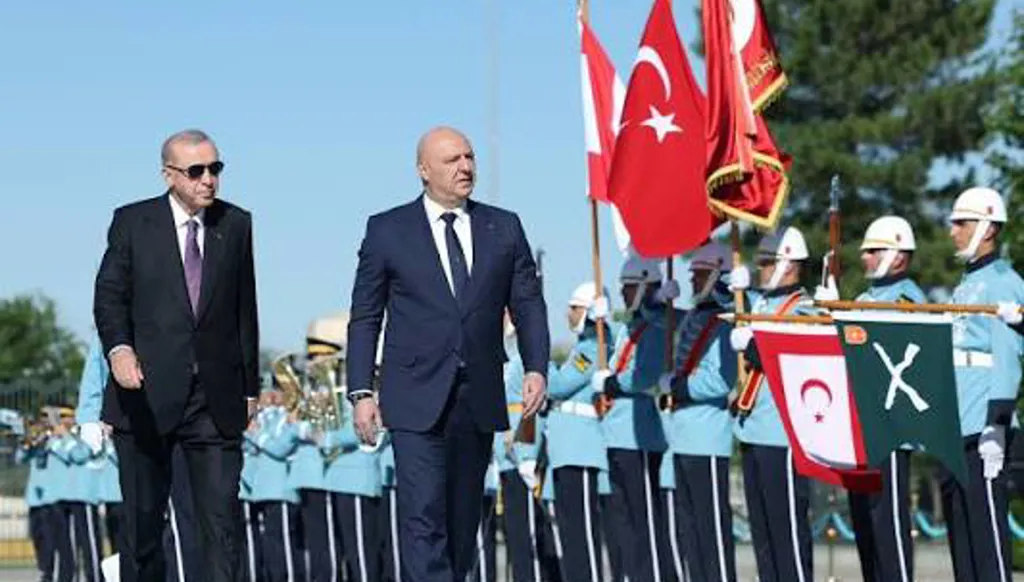 لبنان والمقدس المسلح