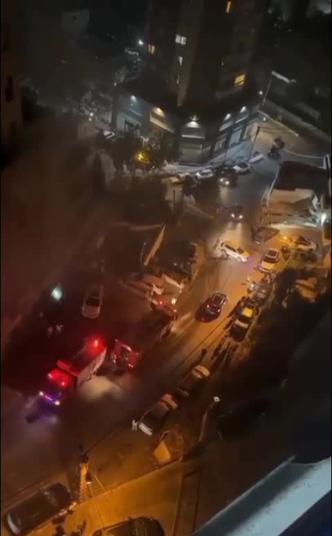 اندلاع حريق داخل متجر للأدوات الكهربائية في أنطلياس