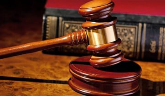 حاموش يدّعي على سلامة بجرائم سرقة أموال وتبييضها ويحيله موقوفاً إلى قاضي التحقيق
