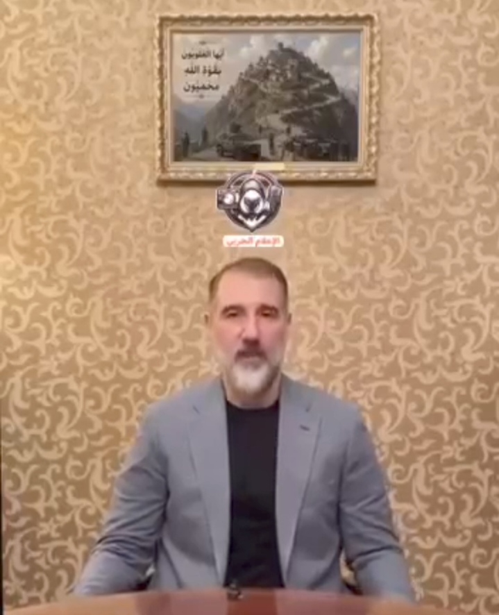 فيديو منسوب إلى رامي مخلوف يحذّر من مجزرة محتملة في جبل محسن
