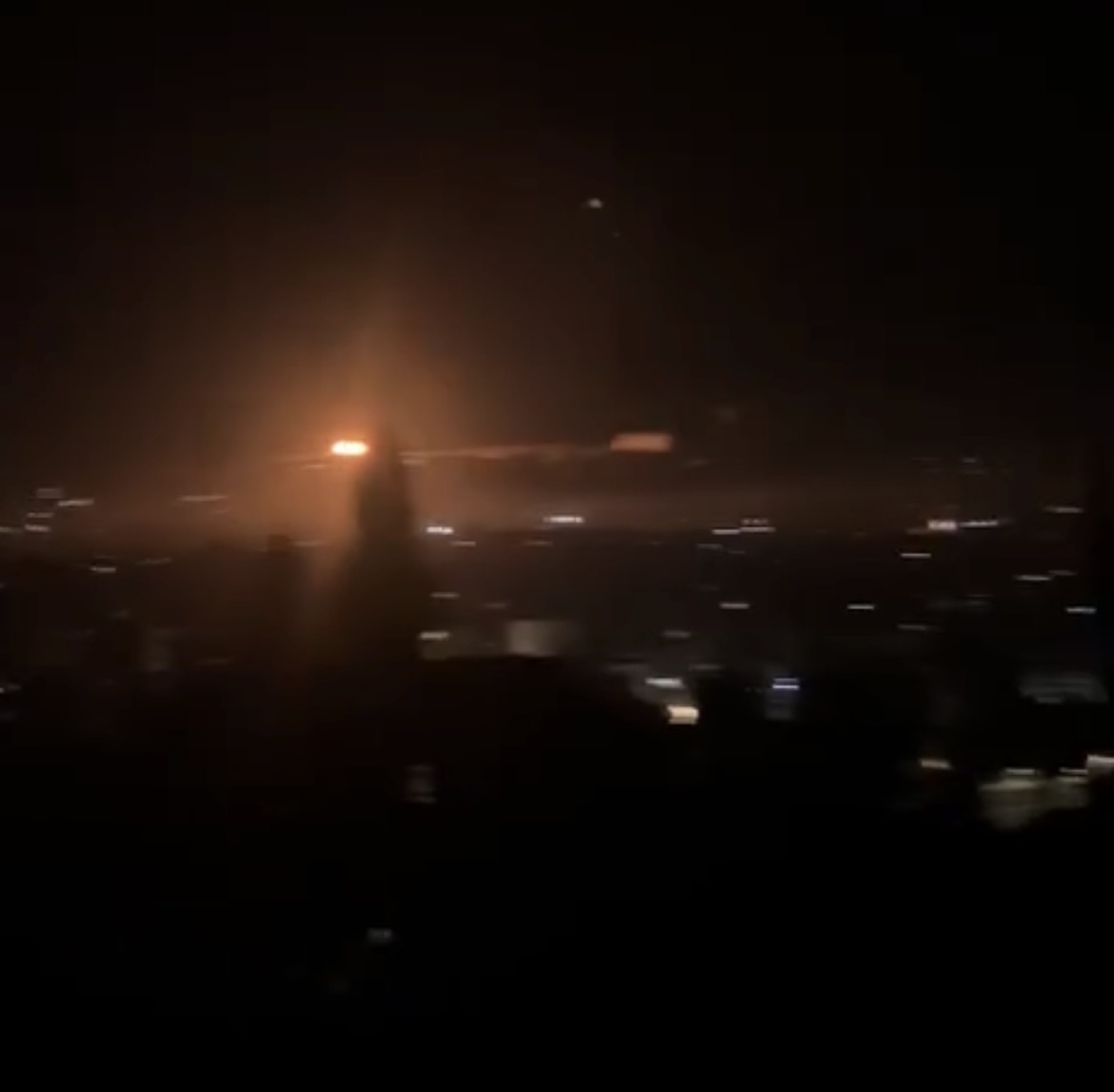 غارات إسرائيلية عنيفة على كفررمان والدبشة ومرتفعات علي الطاهر