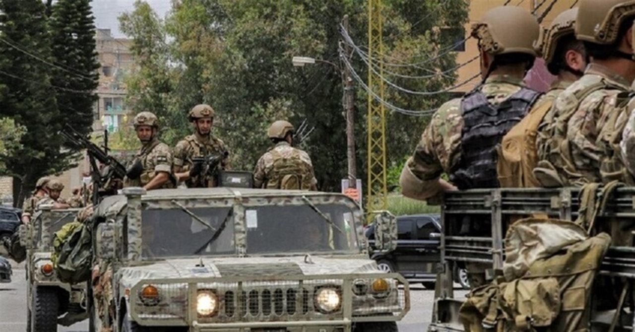 مداهمة للجيش في حي الشراونة ببعلبك بحثاً عن مطلوبين