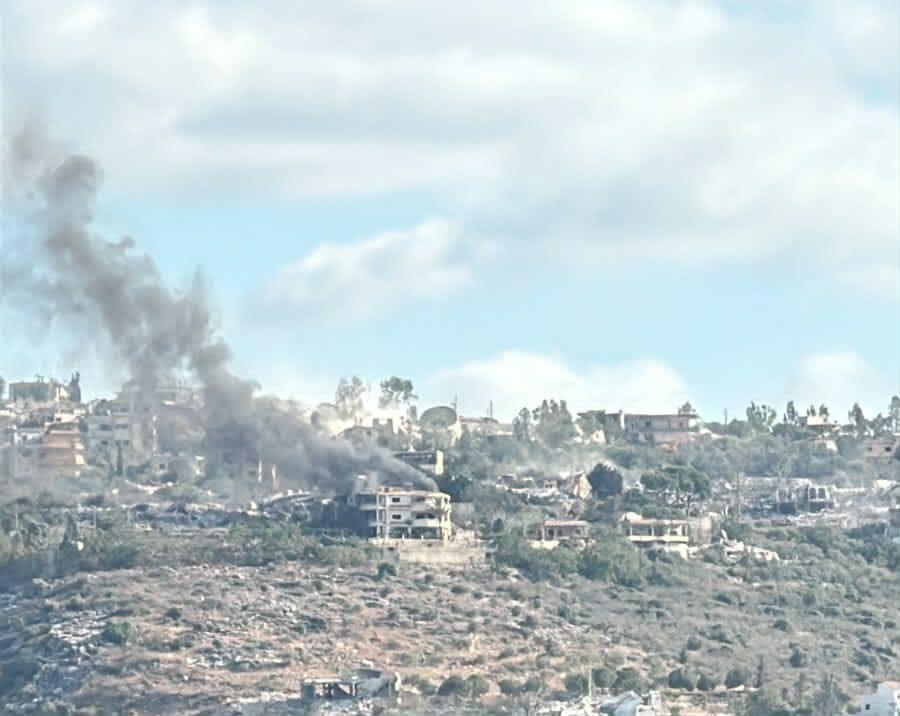 الجيش الإسرائيلي يحرق منازل في مشاع المنصوري