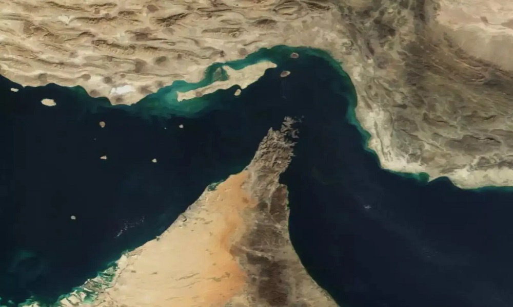 إيران أبلغت أميركا بموقفها من مضيق هرمز