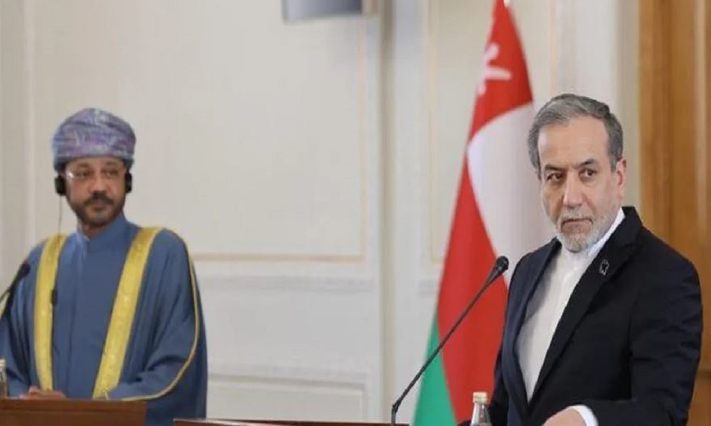 عُمان وإيران تبحثان 
