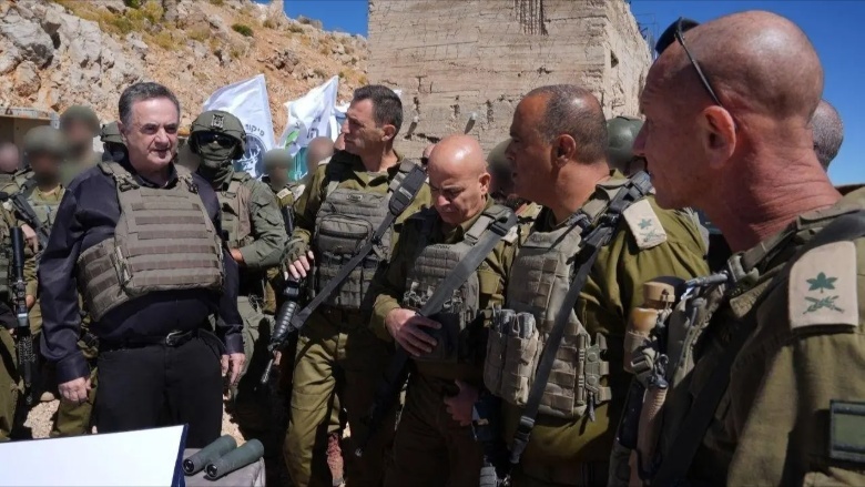 المنطقة الأمنية الإسرائيلية في لبنان وسوريا على لسان كاتس من الجنوب السوري
دمشق تعزّز وحدتها بحلّ قسد