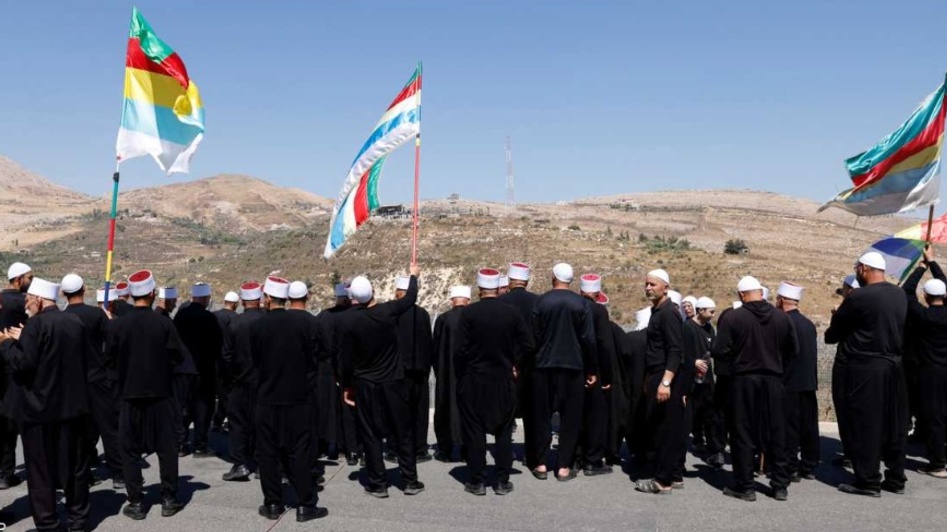 واشنطن مستعدة للتفاوض مع حزب الله والدروز يتصدّون لتزوير العقيدة
نتنياهو يتغنّى بـ مناطقه الآمنة…