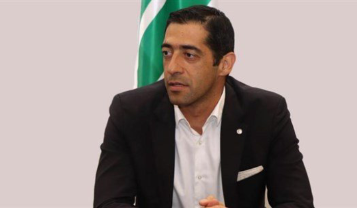 حنكش: لماذا لا يبدأ تطبيق هذا القرار من العاصمة؟