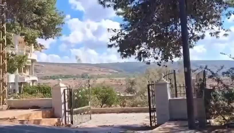 تفجيرات إسرائيلية وتوغّل لقوات وآليات في جنوب لبنان