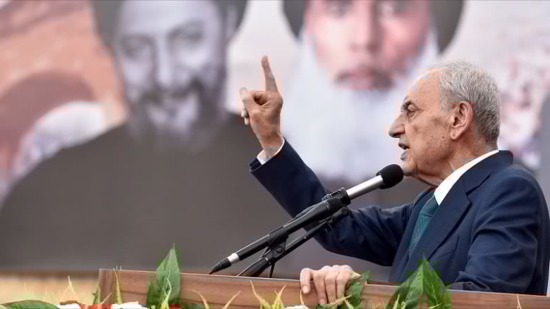 بري يحدد الثوابت الوطنية وفي مقدمها اتفاق الطائف<br />
معركة 