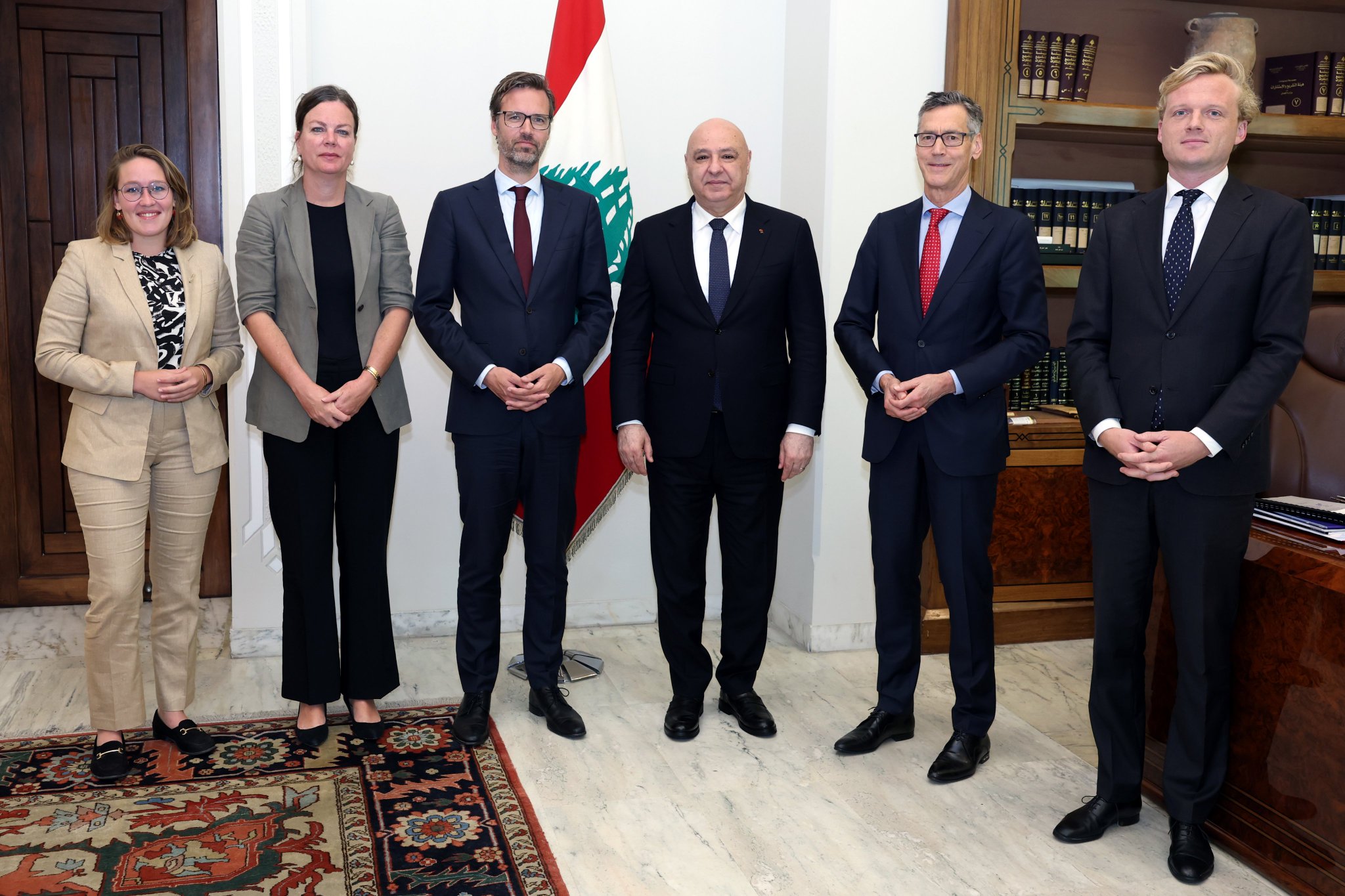 الرئيس عون: إسرائيل تواصل انتهاك اتفاق الإطار وإعادة إعمار الجنوب لا يمكن أن تتم مع استمرار الاحتلال
