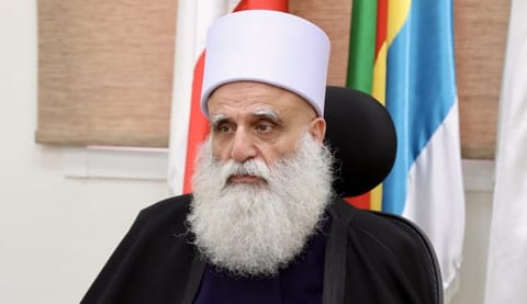 شيخ العقل يعزّي وفاة الملك هارالد