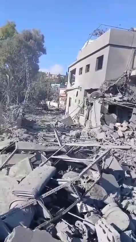 بالفيديو - تمشيط إسرائيلي بالرشاشات باتجاه الطيري ومشاهد توثق دمار غارة النبطية الفوقا