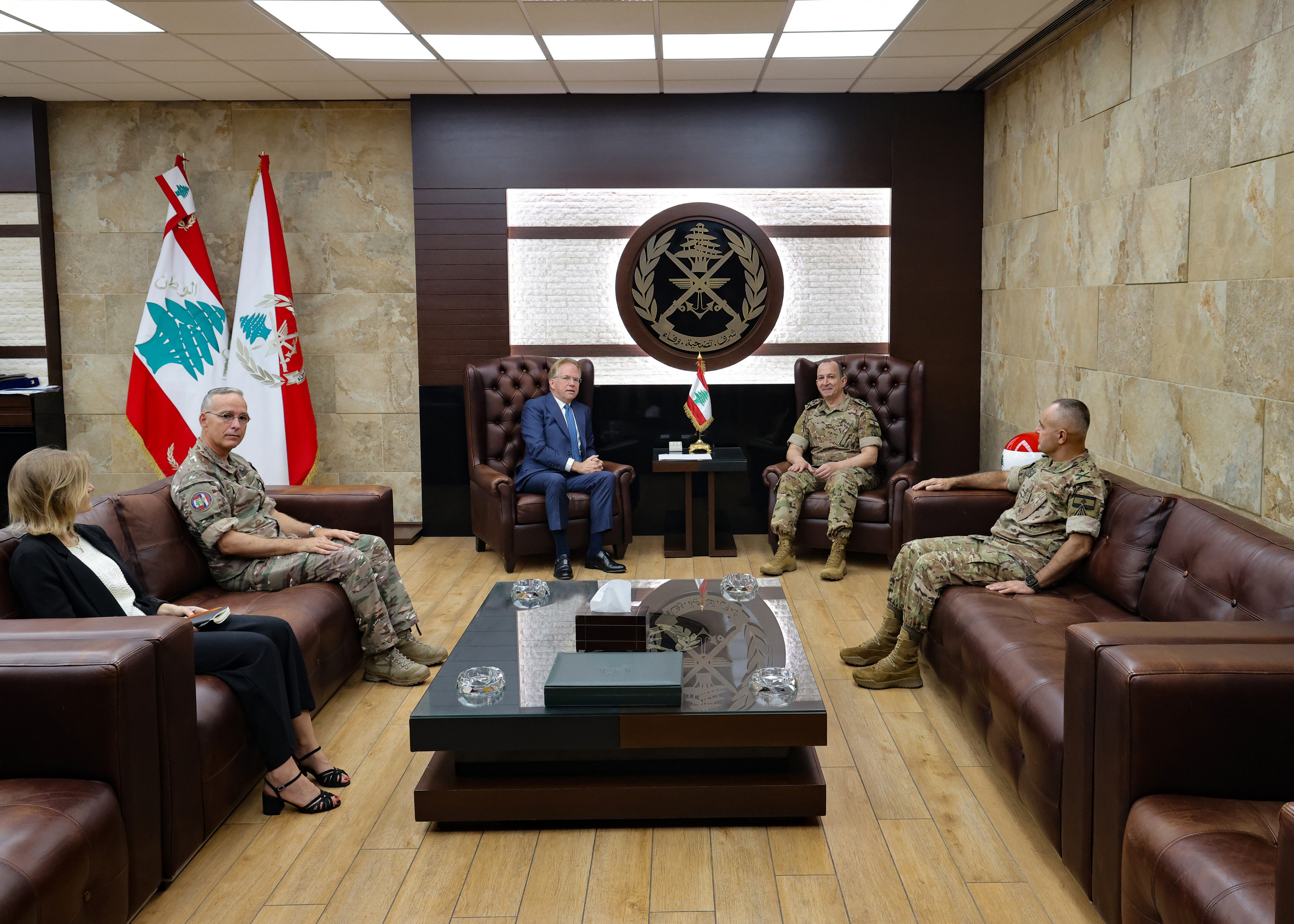 هيكل استقبل السفير الفرنسي الجديد في اليرزة