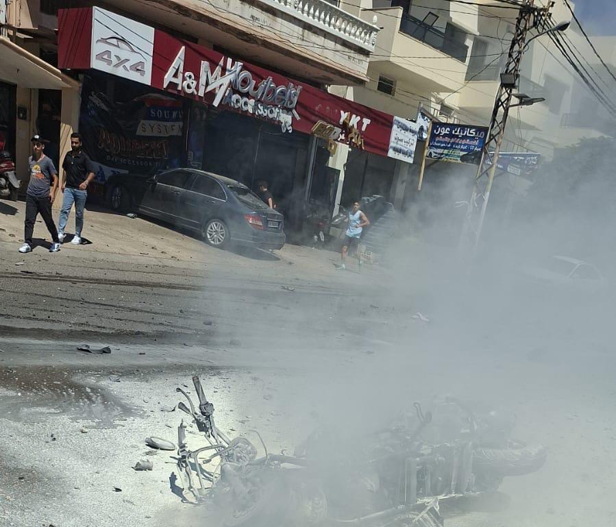 قتيل في استهداف دراجة نارية في زبدين