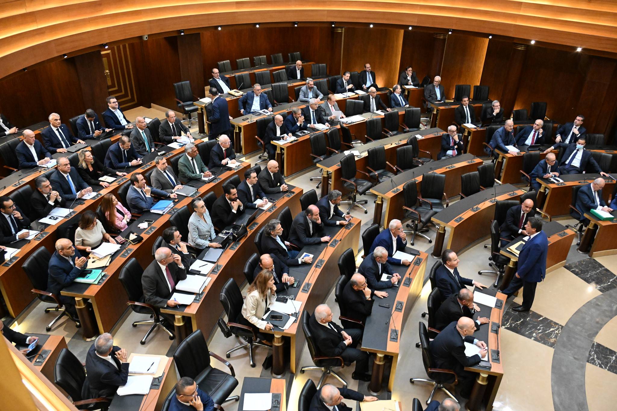 هل تتحول جلسة مناقشة الحكومة اللبنانية إلى مساءلة لـ«حزب الله»؟
رهان نيابي على بري لضبط إيقاعها وخفض منسوب الاحتقان