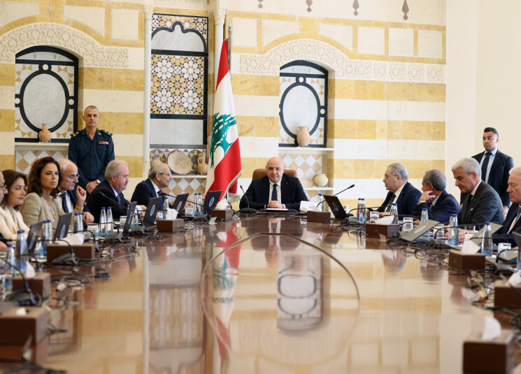 علي الطاهر تحت التفجير الإسرائيليّ... الإطار الثلاثي في صلب الضغط الأميركيّ