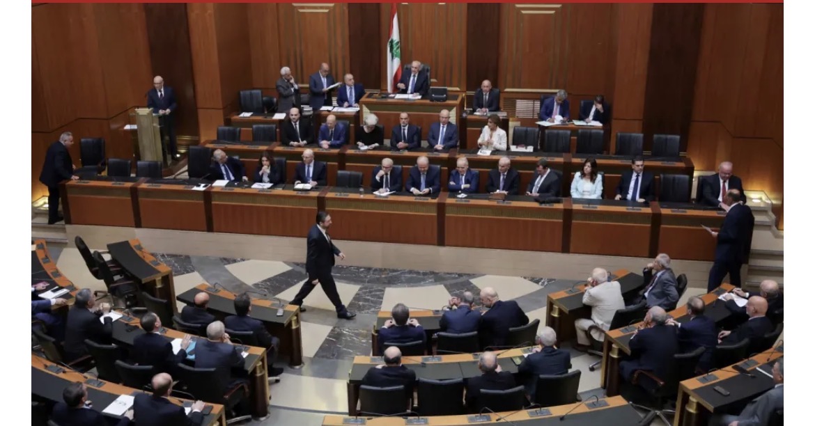 مساءلة الحكومة اللبنانية... مبارزة متوقعة بين مؤيدي «اتفاق الإطار» و«مذكرة التفاهم»
من ملفات الكهرباء والغلاء إلى سؤال «حزب الله» عن «علي الطاهر»