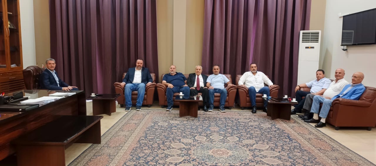 محافظ البقاع ترأس اجتماعاً بحث في استكمال مشروع للطاقة الشمسية