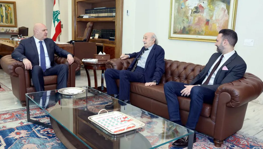 لبنان يراهن على مظلّة دولية تدفع المفاوضات… أزمة الكهرباء ترفع التوتر بين 