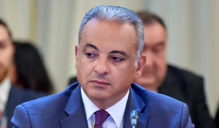 مكتب وزير الثقافة للمتصل إسرائيلي: هش وْلا جبان
