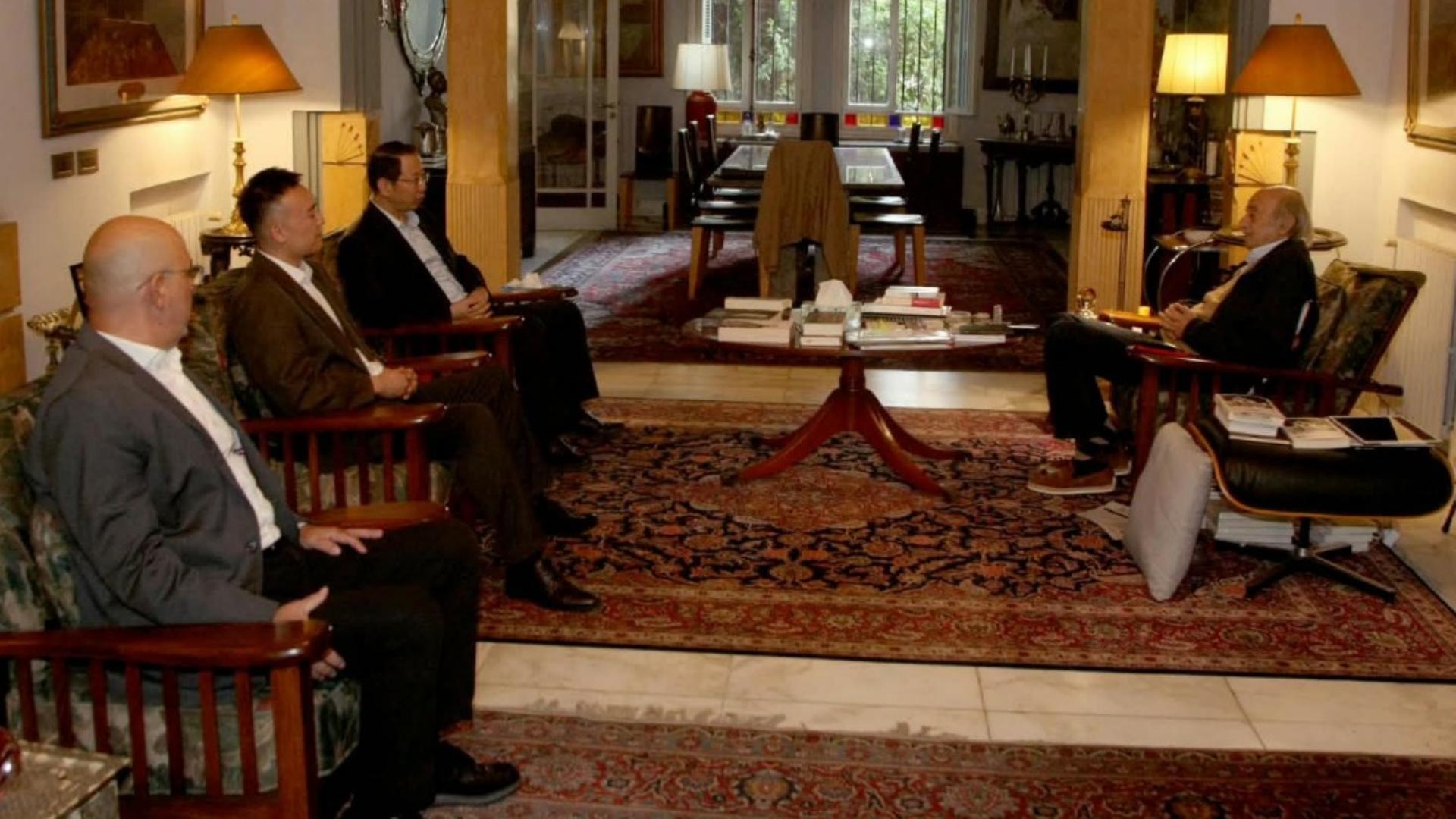 جنبلاط للسفير الصيني: شكرًا على دعمكم الدائم للبنان