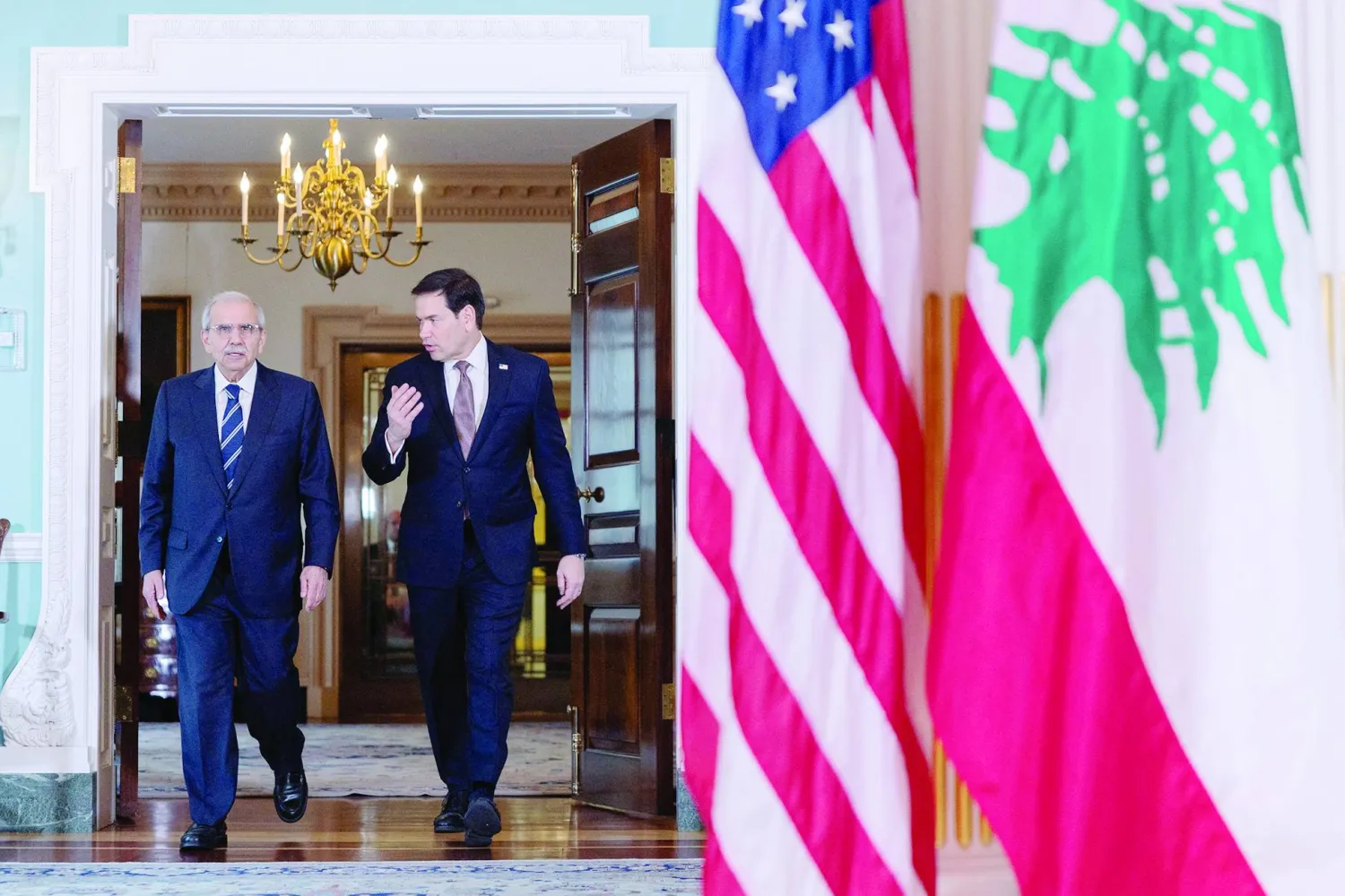 لبنان ينقل مطلبه بحصرية السلاح وإنهاء الاحتلال إلى واشنطن<br />
وزير العدل يحذر: الوقت يداهمنا