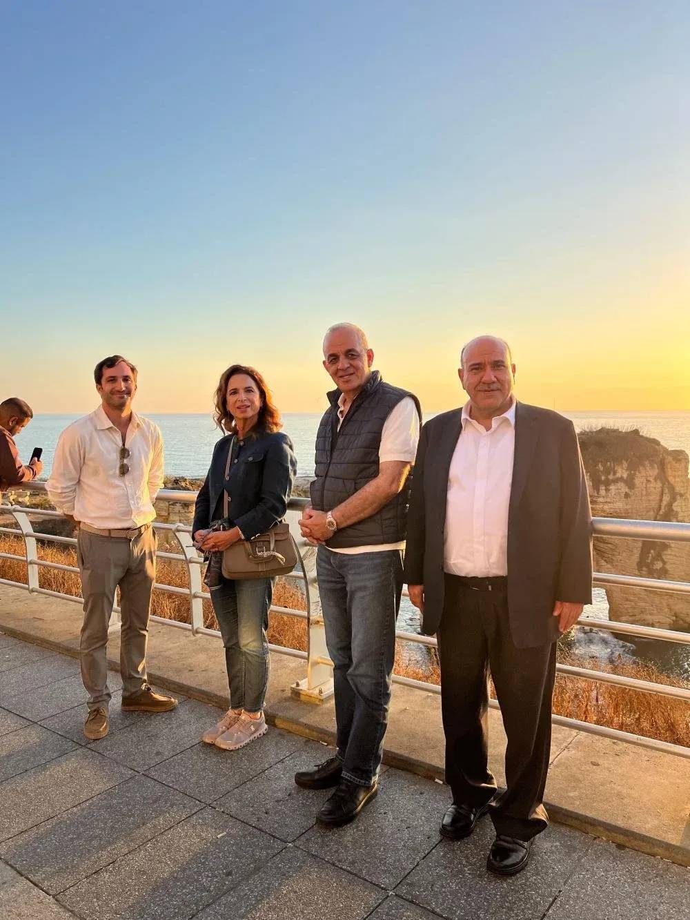 وزير السياحة الأردني يختتم زيارته إلى لبنان بجولة من مرفأ بيروت إلى الروشة