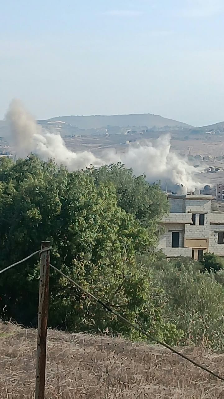 بالفيديو - غارات إسرائيلية على كفرتبنيت وطلوسة والمنصوري وقصف مدفعي يستهدف مناطق جنوبية