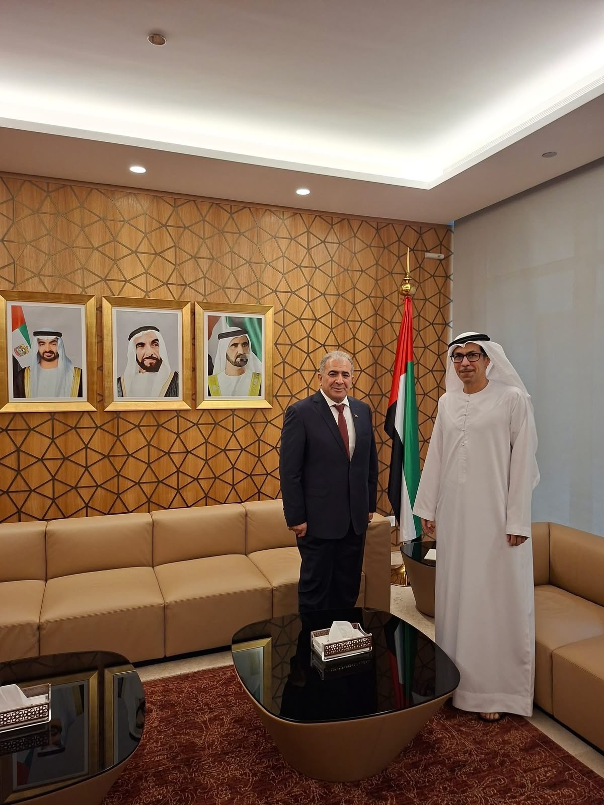 السفير الاسعد يلتقي السفير الاماراتي في لبنان