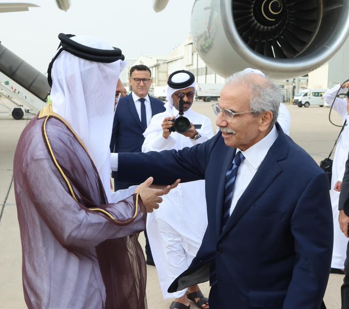 سلام يستقبل رئيس الوزراء ووزير الخارجية القطري في مطار بيروت