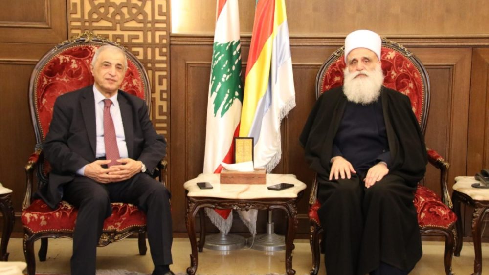 شيخ العقل عرض مع هاشم لأوضاع الجنوب