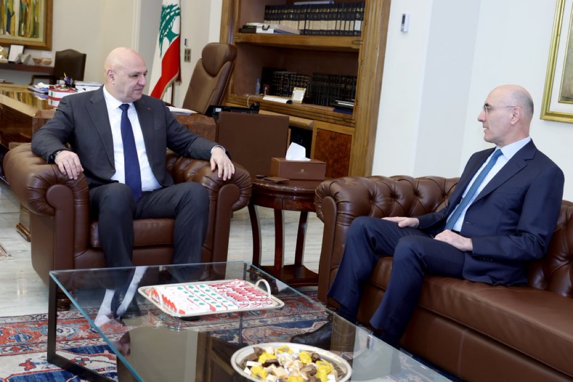 الرئيس عون عرض مع الحجار الوضع الأمني وإجراءات تعزيز الانتشار في بيروت ومختلف المناطق