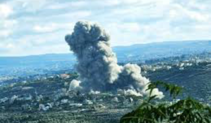 نصرالله يحصن الرد بالغموض: الخبر ما سترون لا ما تسمعون<br />
«اسرائيل» تشعل الجبهة بغارات عنيفة وتلويح بغزو بري محدود؟<br />
شركة تصنيع «البايجر» وهمية... والتحقيقات في بلغاريا وتايوان